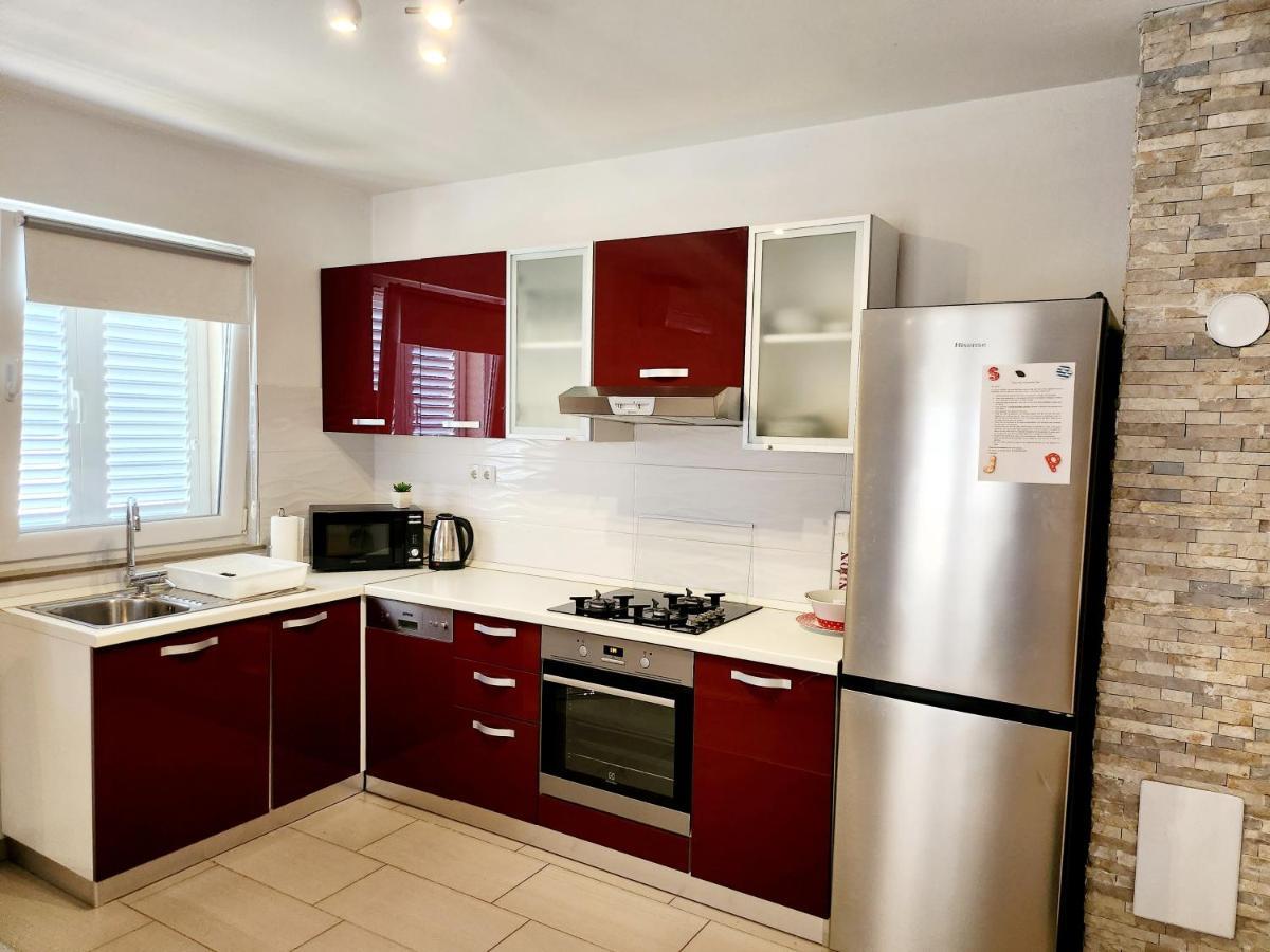 Ena Apartment Turanj Exterior photo